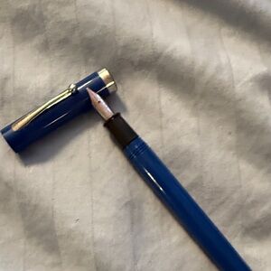 Vintage Schaeffer fountain pen in blue plastic